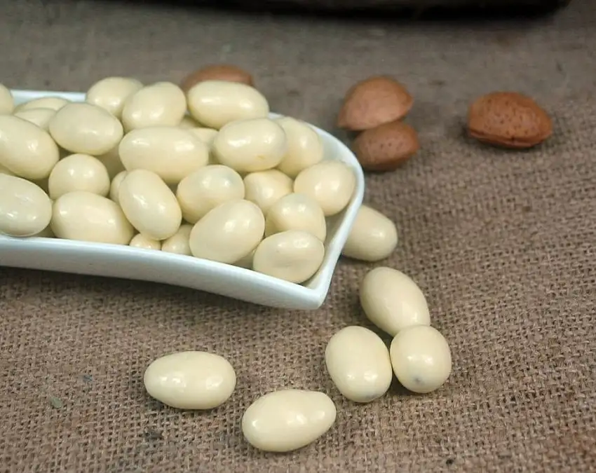Snack&Crack - Mandeln in Joghurtschokolade 250g