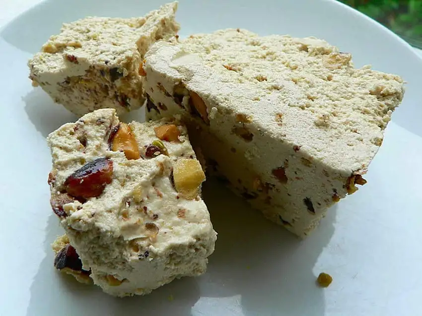 MeZap klassischer griechischer Auflauf mit Mandeln, 500 g