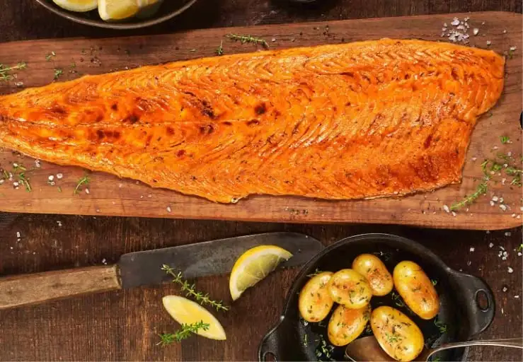 Flammlachs nach finnischer Art / rauchiges Aroma / ganze Seite / TOP-Qualität / ca. 700g