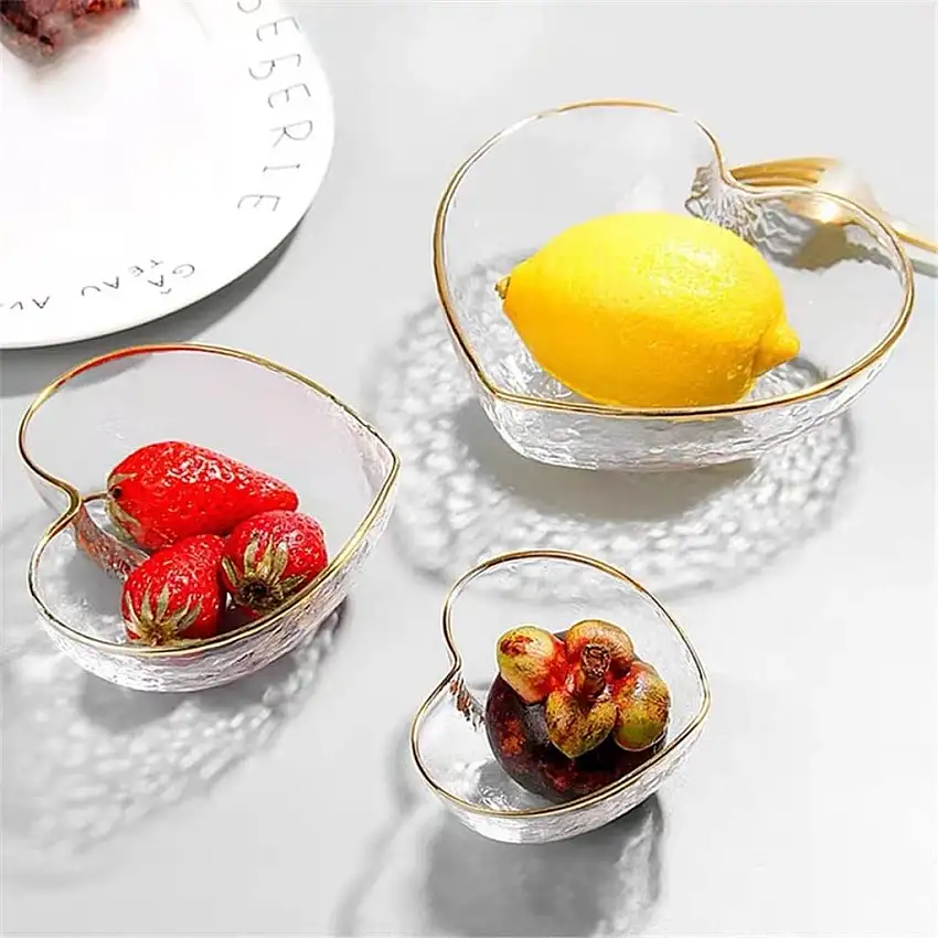 GJRFYJ Europäisches herzförmiges Glas Gold Salatschüssel Teller Obstschale Dessert Hochzeit Familienessen Dekoratives Geschirr Set (Color : A, Size : 8.8 * 4.3 * 8cm)
