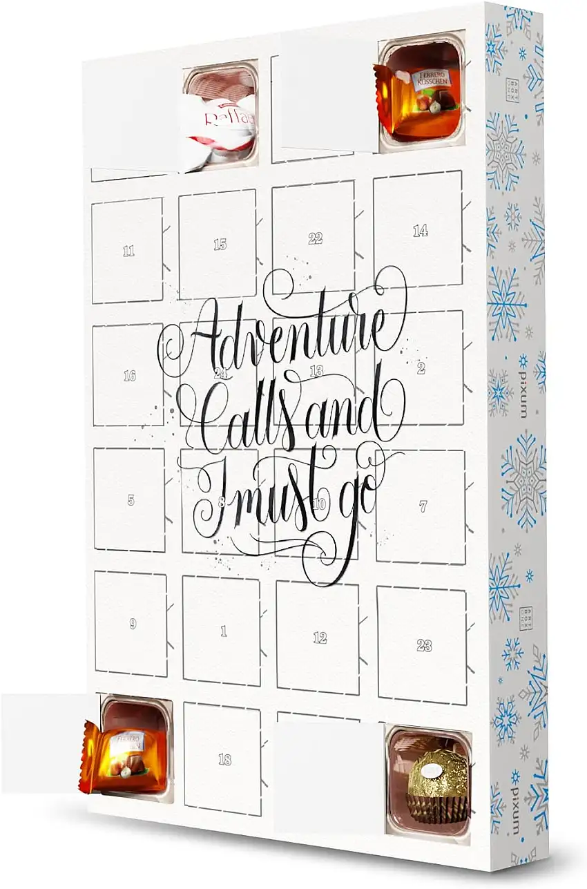 artboxONE Adventskalender mit Pralinen von Ferrero Adventure Calls Adventskalender Typografie