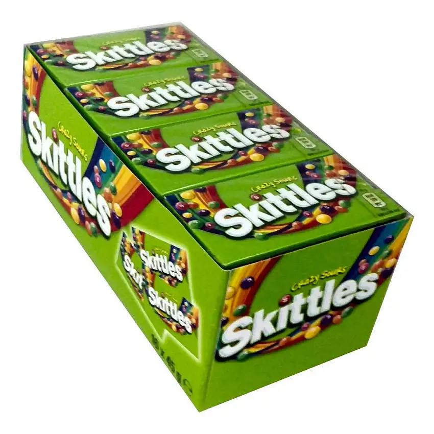 16 Boxen Skittles Sours Fruits a 45g Thekendisplay mit 16 Boxen mit Kaudragees mit knuspriger Zuckerhülle und Fruchtsaftkonzentrat