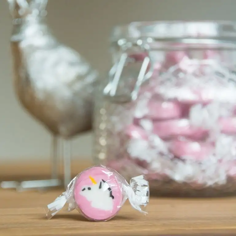 Unicorn Rocks Bonbons - Die Einhorn Bonbons - Auch als süße Tischdeko zu Party Hochzeit Kindergeburtstag (1) (200g)