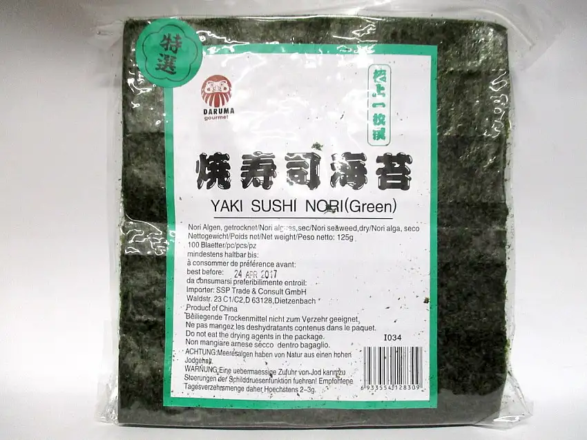 Gerösteter Seetang, grün (Yaki Nori) Roasted seaweed Inhalt: 125g. (100Blatt,halbiert)