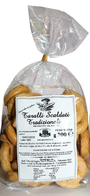 Traditionelle Apulische Taralli mit Olivenöl |Gebackenes Produkt ideal als salziger Snack | Typisch apulisches handwerkliches Produkt