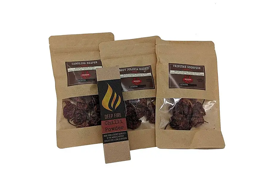 Schärfste Chilischoten der Welt Geschenkset - Carolina Reaper, Naga Bhut (Ghost Chili), Trinidad Skorpion + unser DeepFire Chillipulver