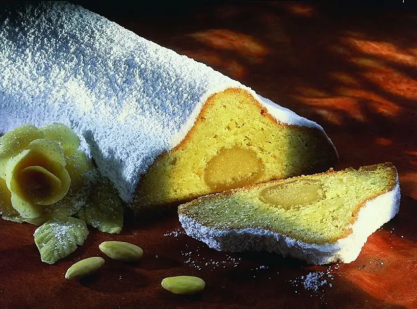 Mandel-Marzipanstollen 500g