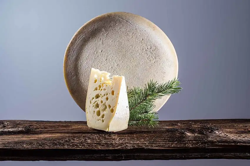 Sextner Bergkäse ca. 2 x 1 kg. - Käserei Sexten