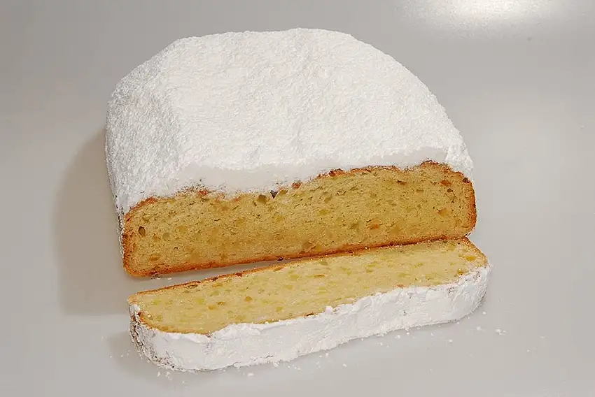 Bäckerei Nestler - Butter-Mandelstollen (1 KG)