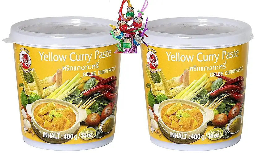 yoaxia ® - 2er Pack - [ 2x 400g ] COCK Gelbe Currypaste / Yellow Curry Paste + ein kleines Glückspüppchen - Holzpüppchen