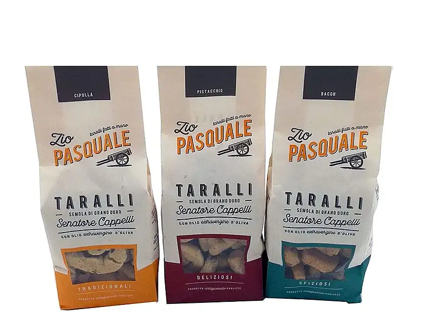 Tris Apulian Taralli (Zwiebel, Speck, und Pistazie) mit Nativem Olivenöl Extra und Hartweizengrieß Senatore Cappelli, 3x300 gr., 100% Made in Italy