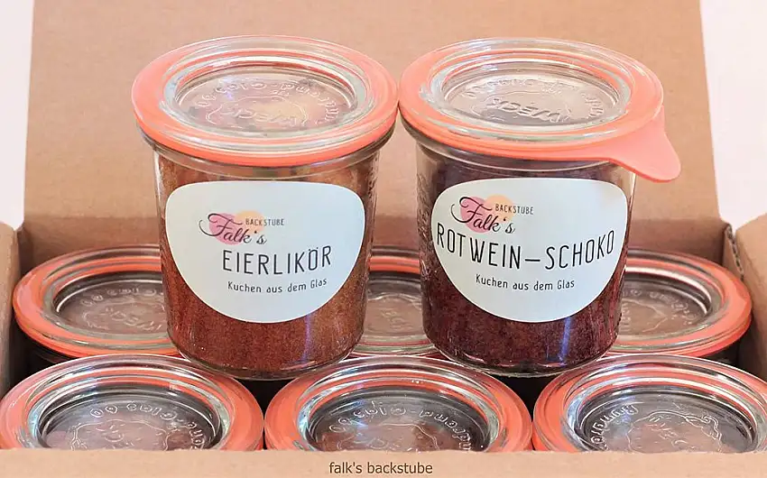 Kuchensortiment 6 Stk. ( 3 Eierlikör- & 3 Rotwein-Schoko-Kuchen, im Glas je 140ml)