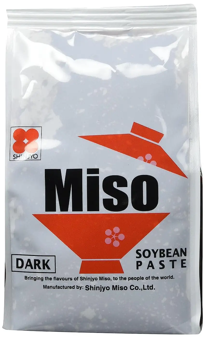 Shinjyo Miso – dunkle Miso-Suppenpaste aus Japan – Ideal zum Kochen von Misosuppe oder zum Würzen von Marinaden und Glasuren für Fleischgerichte – 1 x 500 g