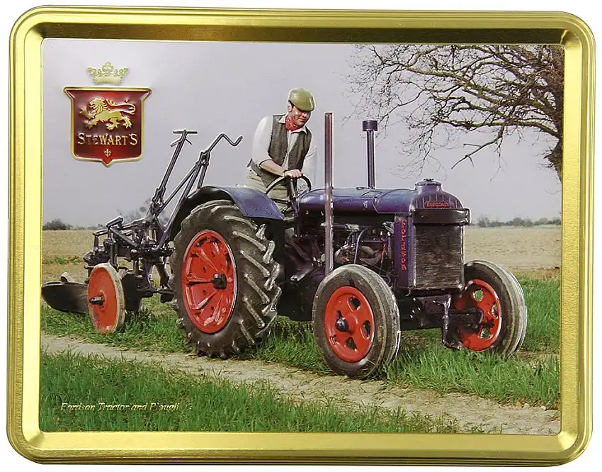 400g Shortbread Classic Collection - Fordson Tractor & Plough - Traktor mit Pflug / 400Gramm Feinstes shottisches Shortbread in einer geschmackvollen Dose zum sammeln oder verschenken