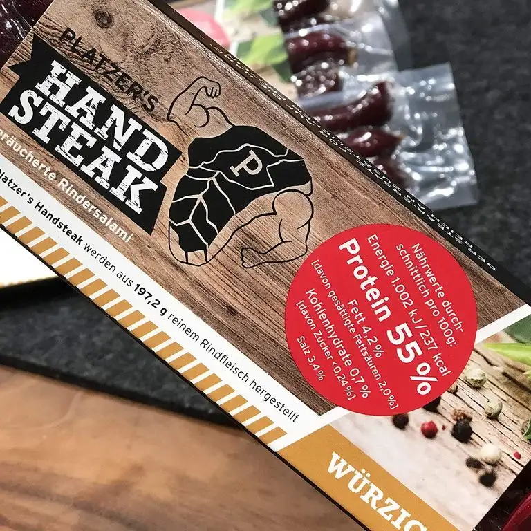 Platzer’s Fitness Riegel - Nach Art einer geräucherten Rindersalami - Fitnesswurst für Ernährungsbewusste - Kann Muskelaufbau unterstützen - Lactose- und glutenfrei - 1 x 3 Stück