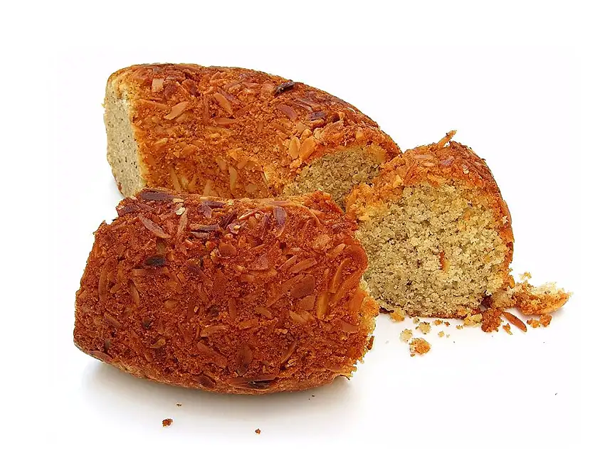 Bäckerei Sailer halber Finnischer Nusskranz