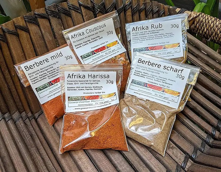 Afrika Gewürze Schnupperset-2, Harissa, Couscous Gewürzmischung, Afrika Rub, Berbere mild, Berbere scharf